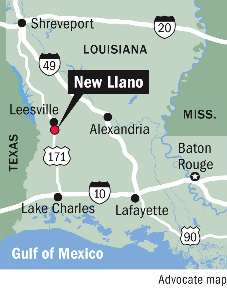 122617 New Llano.jpg